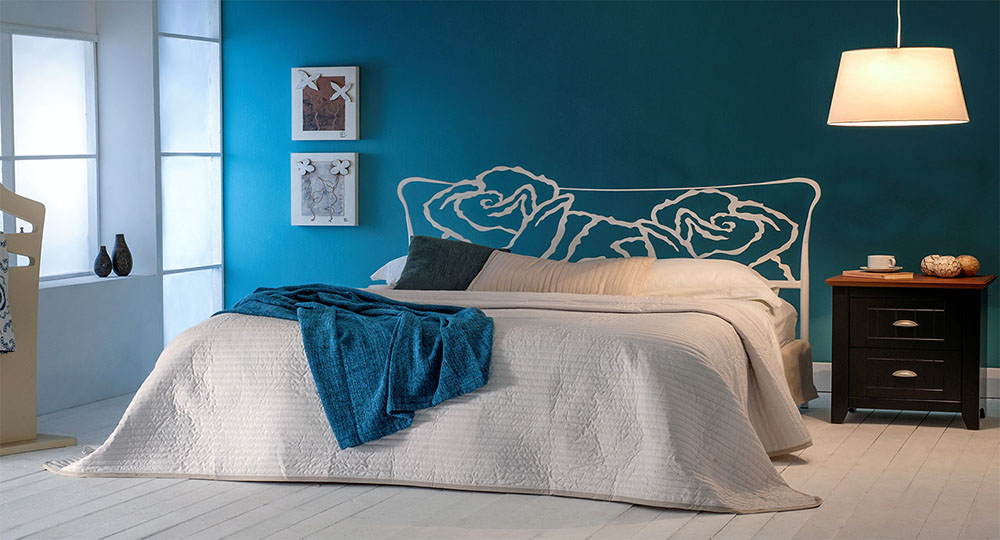 Sleeping in Style Explore the Elegance of Metal Beds 6