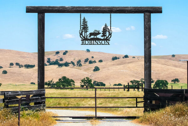 The Perfect Personalized Metal Family Name Signs for Every Family